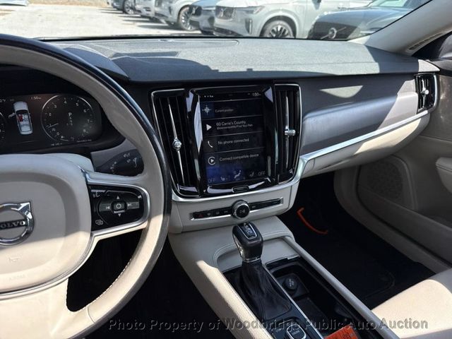 2017 Volvo S90 T6 AWD Momentum - 22999170 - 5