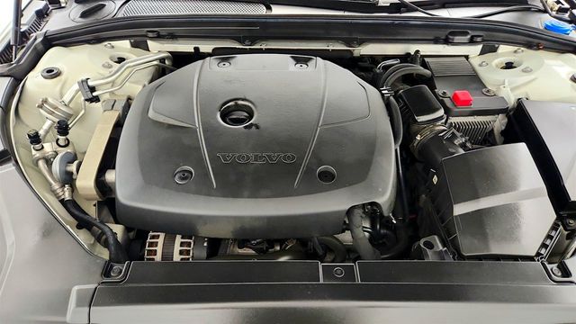 2017 Volvo S90 T6 AWD Momentum - 23041954 - 24
