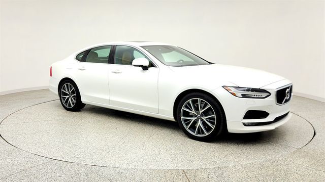 2017 Volvo S90 T6 AWD Momentum - 23041954 - 2