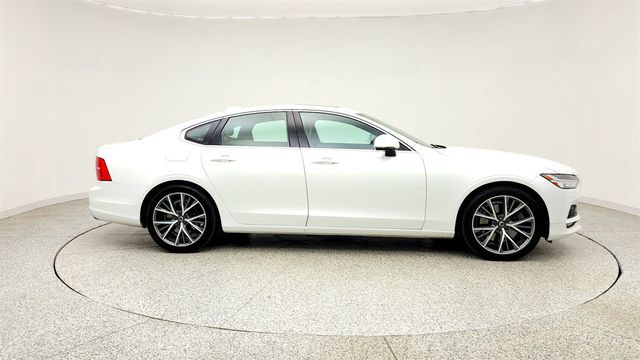 2017 Volvo S90 T6 AWD Momentum w/ Vision & Momentum Plus Package - 23041954 - 3