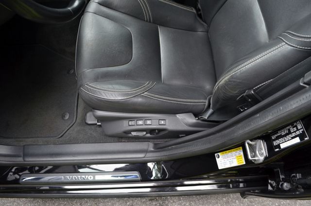 2017 Volvo V60 T5 FWD Dynamic - 22928803 - 26