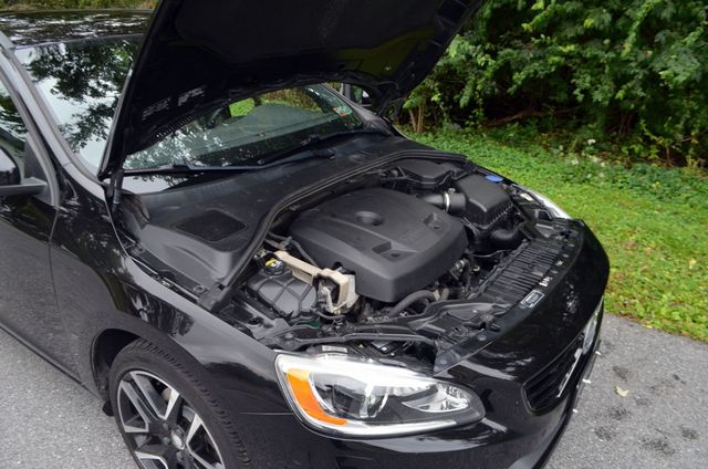 2017 Volvo V60 T5 FWD Dynamic - 22928803 - 30