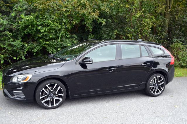 2017 Volvo V60 T5 FWD Dynamic - 22928803 - 33