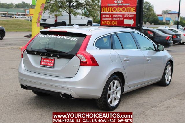 2017 Volvo V60 T5 FWD Premier - 22573849 - 4