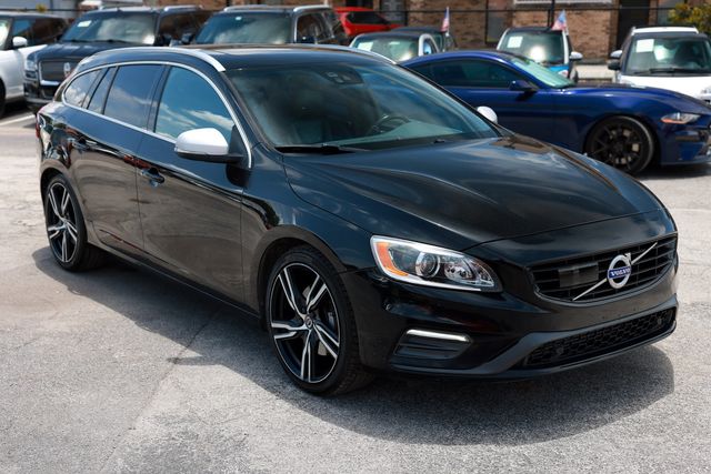 2017 Volvo V60 T6 AWD R-Design Platinum - 23024841 - 17