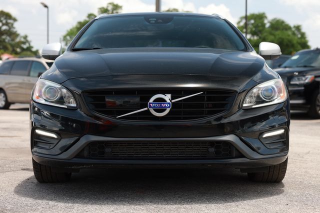 2017 Volvo V60 T6 AWD R-Design Platinum - 23024841 - 19