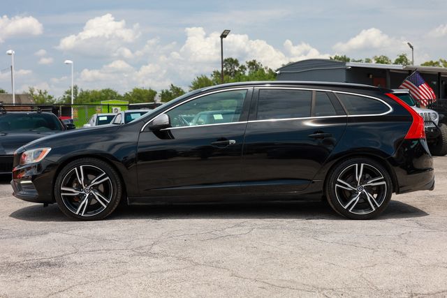2017 Volvo V60 T6 AWD R-Design Platinum - 23024841 - 3