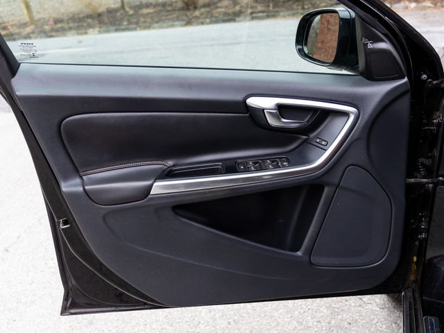 2017 Volvo V60 Cross Country ONE OWNER DEALER SERVICED - 22989658 - 14