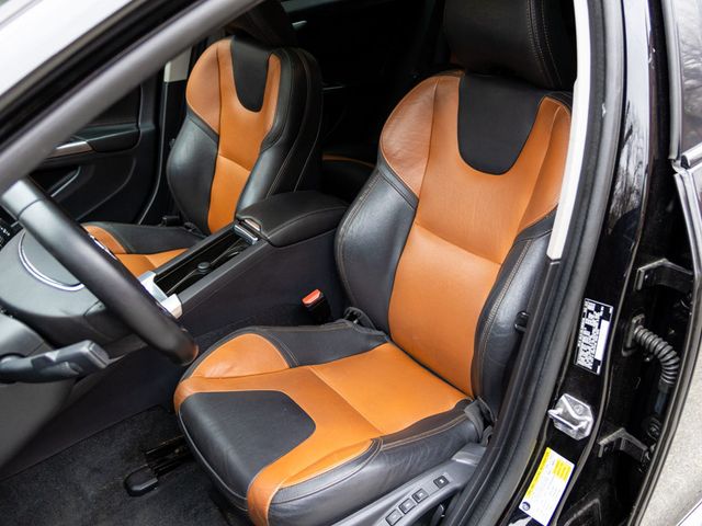 2017 Volvo V60 Cross Country ONE OWNER DEALER SERVICED - 22989658 - 15