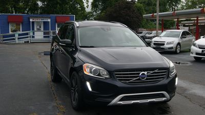2017 Volvo XC60