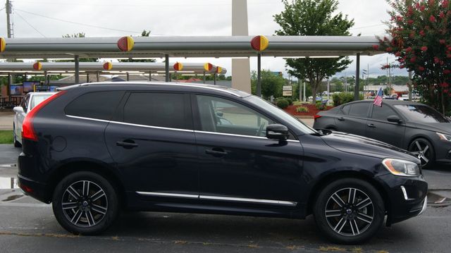2017 Volvo XC60 JUST SERVICED, VERY CLEAN INSIDE AND OUT  - 23043576 - 9
