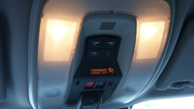 2017 Volvo XC60 JUST SERVICED, VERY CLEAN INSIDE AND OUT  - 23043576 - 60