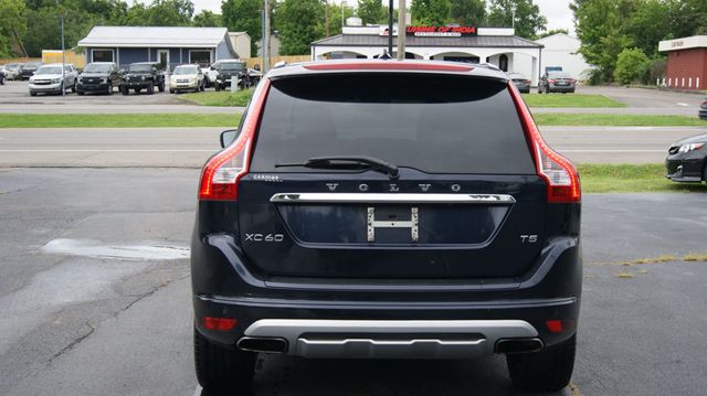 2017 Volvo XC60 JUST SERVICED, VERY CLEAN INSIDE AND OUT  - 23043576 - 7