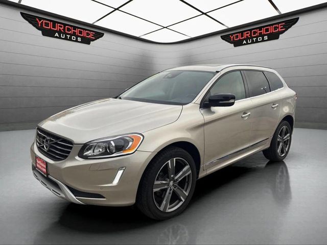 2017 Volvo XC60 T5 AWD Dynamic - 22937342 - 0