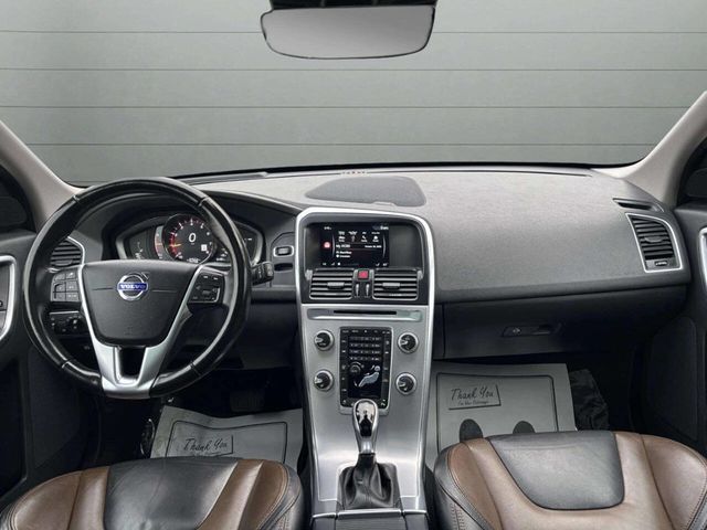 2017 Volvo XC60 T5 AWD Dynamic - 22937342 - 21