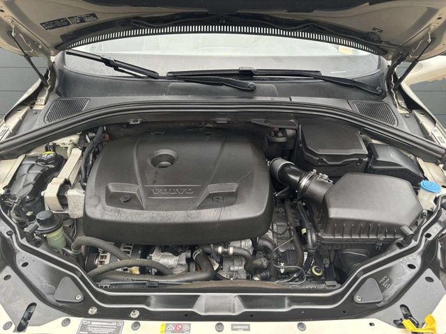 2017 Volvo XC60 T5 AWD Dynamic - 22937342 - 8