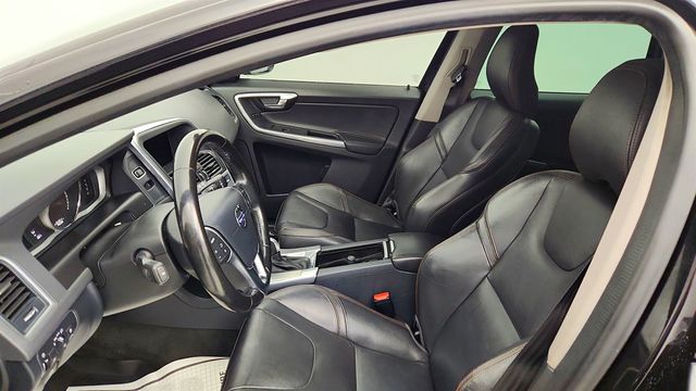 2017 Volvo XC60 T5 AWD Dynamic - 23016929 - 20