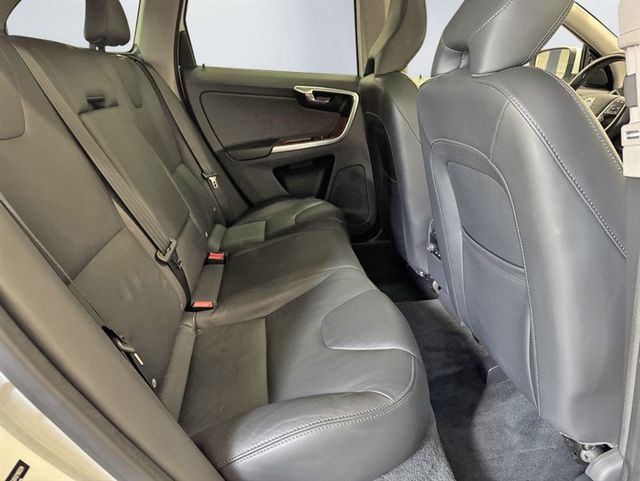 2017 Volvo XC60 T5 AWD Inscription - 23023661 - 24