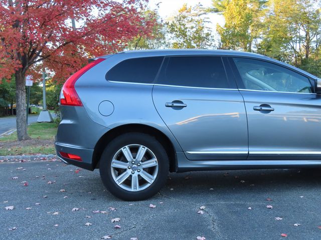 2017 Volvo XC60 T5 AWD Inscription - 22931475 - 12