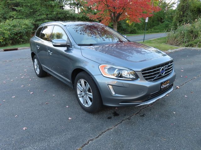 2017 Volvo XC60 T5 AWD Inscription - 22931475 - 14