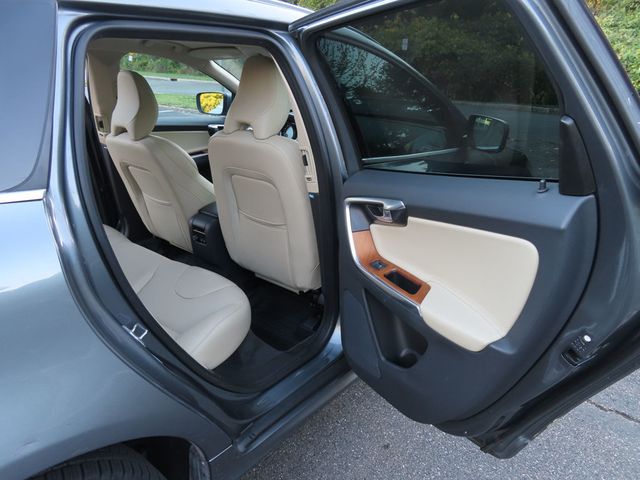 2017 Volvo XC60 T5 AWD Inscription - 22931475 - 22