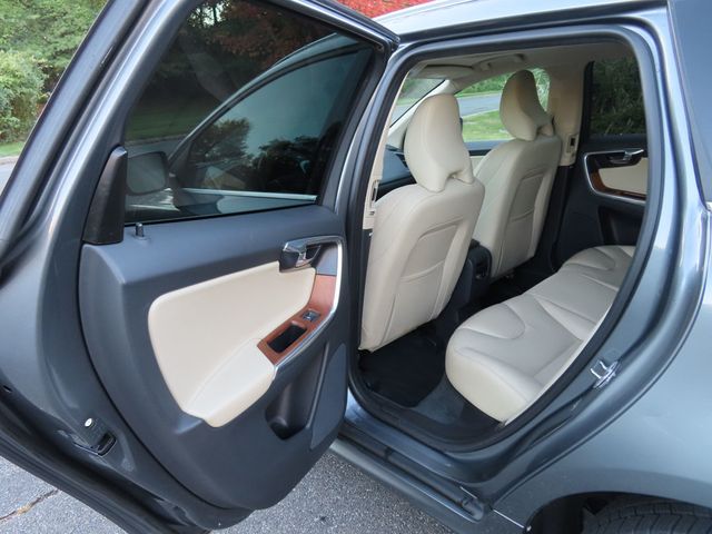 2017 Volvo XC60 T5 AWD Inscription - 22931475 - 25