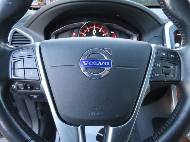 2017 Volvo XC60 T5 AWD Inscription - 22931475 - 40