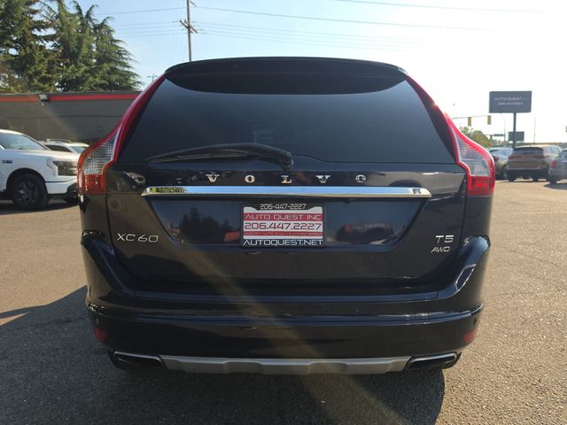 2017 Volvo XC60 T5 AWD Inscription - 23070545 - 24