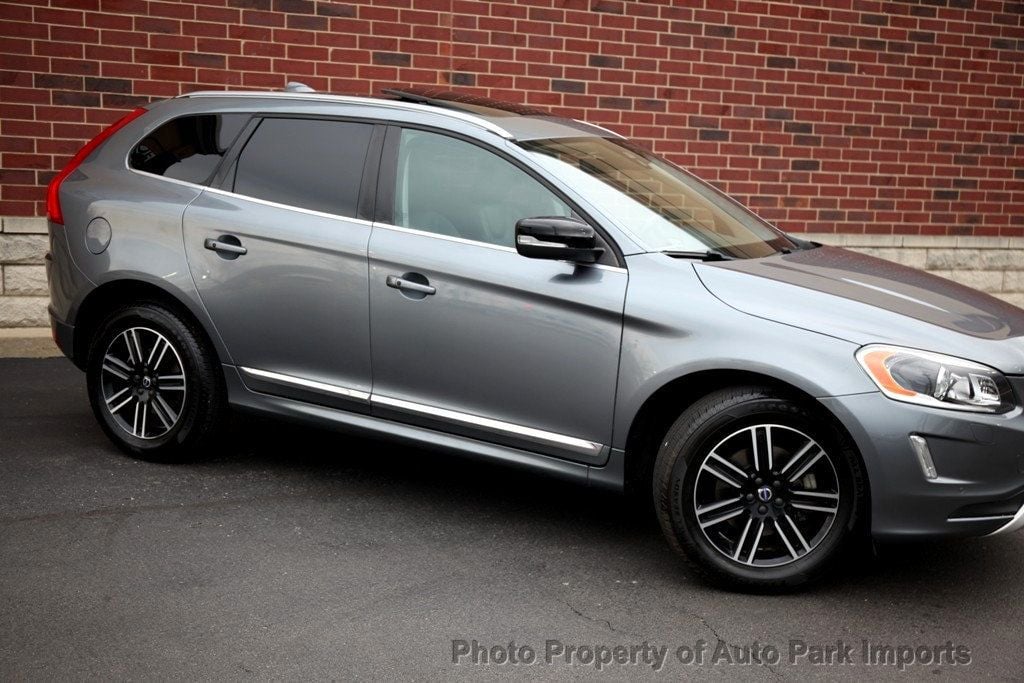 2017 Volvo XC60 T5 FWD Dynamic - 22361246 - 13