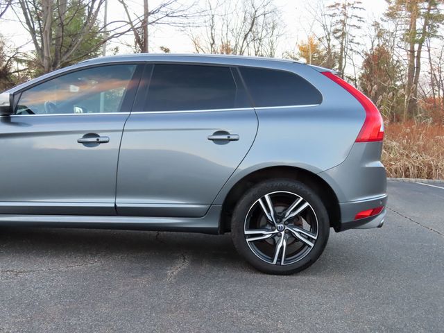 2017 Volvo XC60 T6 AWD R-Design - 22949426 - 11