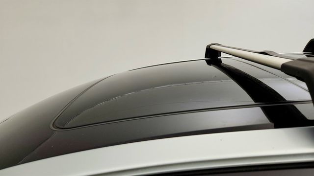 2017 Volvo XC60 T6 AWD R-Design w/ Polestar Optimization - 23082197 - 9
