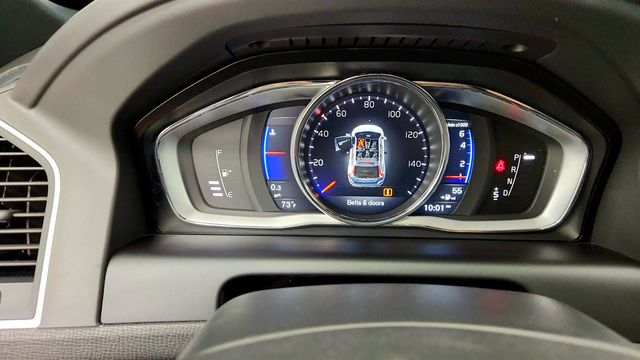 2017 Volvo XC60 T6 AWD R-Design w/ Polestar Optimization - 23082197 - 14