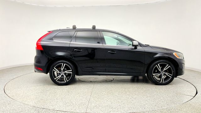 2017 Volvo XC60 T6 AWD R-Design w/ Polestar Optimization - 23082197 - 3