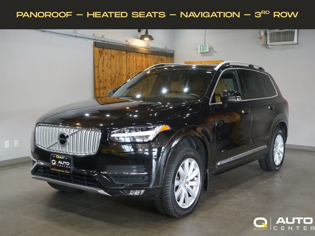 2017 Volvo XC90 T5 AWD 5-Passenger Momentum - 23090917 - 0