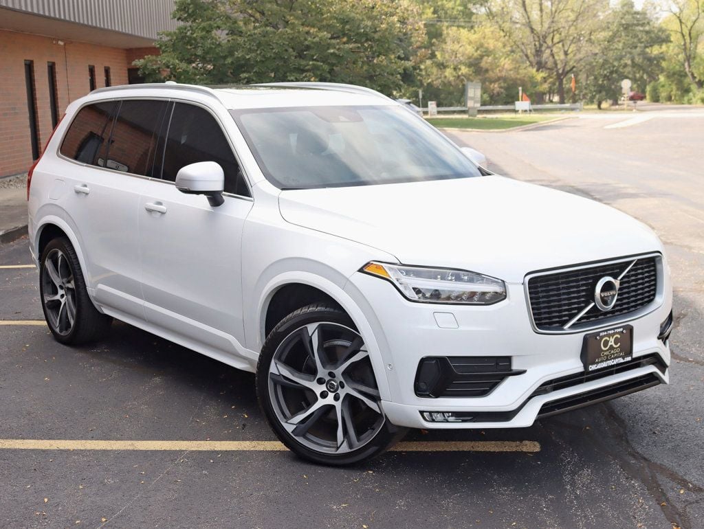 2017 Volvo XC90 T5 AWD R-Design photo 8