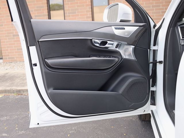 2017 Volvo XC90 T5 AWD 5-Passenger R-Design - 22925942 - 27