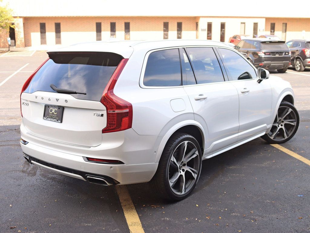 2017 Volvo XC90 T5 AWD R-Design photo 2