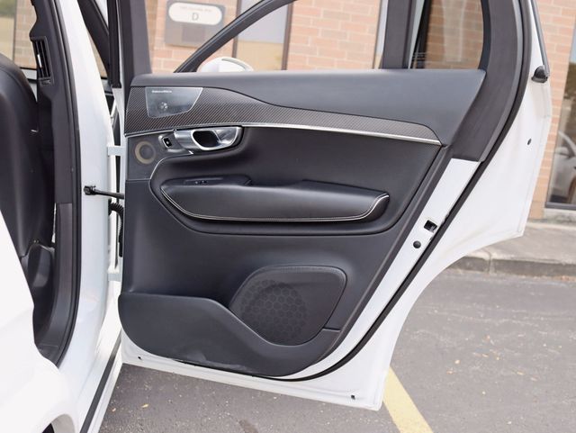 2017 Volvo XC90 T5 AWD 5-Passenger R-Design - 22925942 - 31