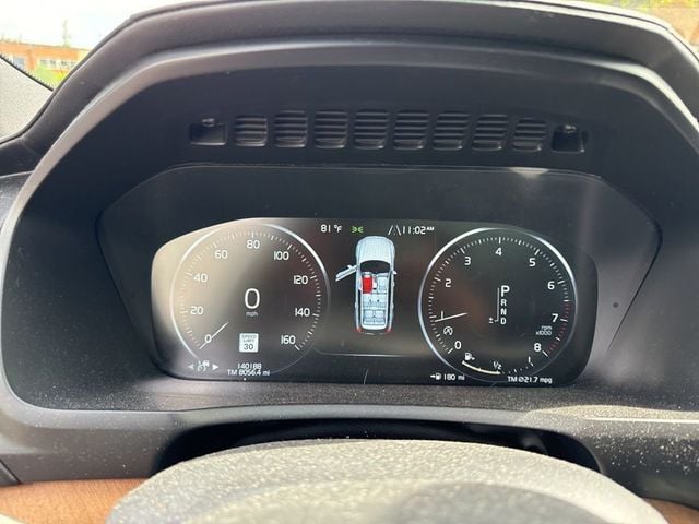 2017 Volvo XC90 T6 AWD 7-Passenger Inscription - 23029105 - 12