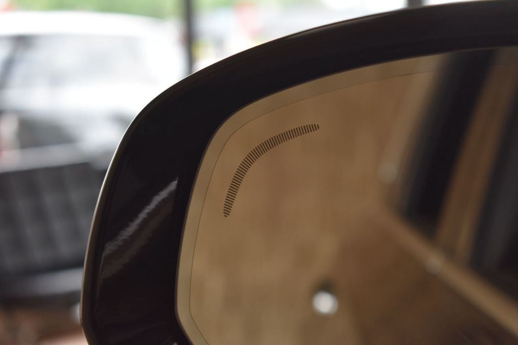 2017 Volvo XC90 T6 AWD 7-Passenger Momentum - 21977816 - 14