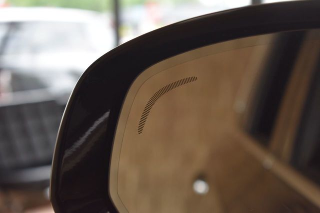 2017 Volvo XC90 T6 AWD 7-Passenger Momentum - 21977816 - 14