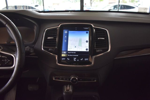 2017 Volvo XC90 T6 AWD 7-Passenger Momentum - 21977816 - 21