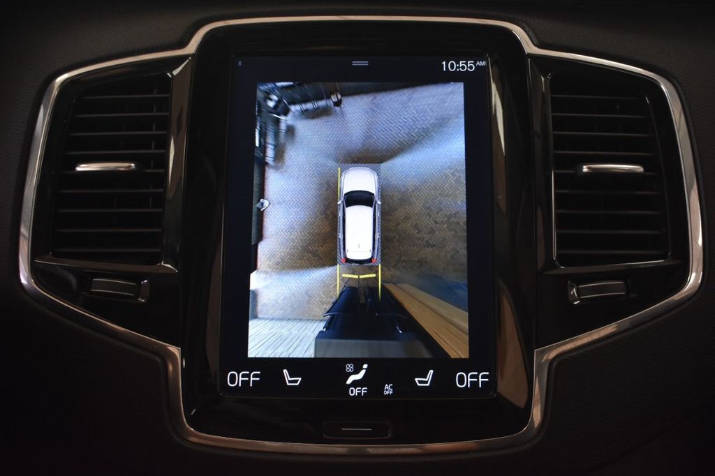 2017 Volvo XC90 T6 AWD 7-Passenger Momentum - 21977816 - 24