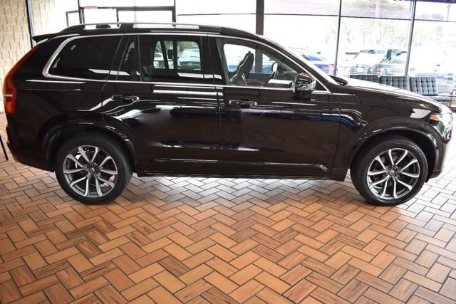 2017 Volvo XC90 T6 AWD 7-Passenger Momentum - 21977816 - 6