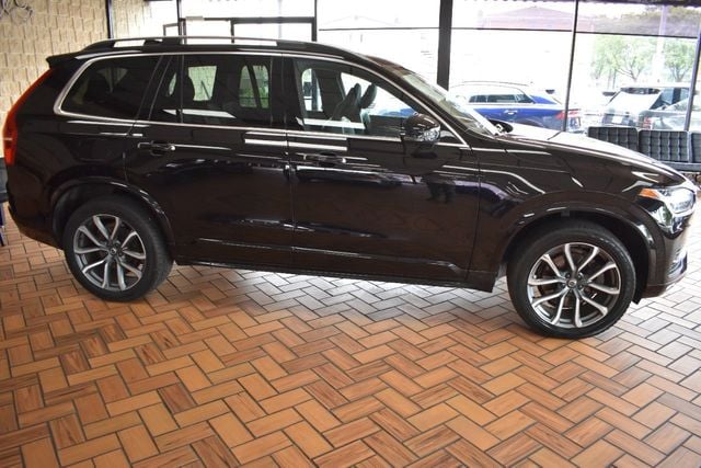 2017 Volvo XC90 T6 AWD 7-Passenger Momentum - 21977816 - 8