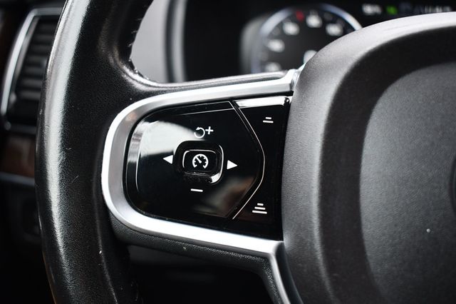 2017 Volvo XC90 T6 AWD 7-Passenger Momentum - 22944765 - 20