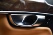 2017 Volvo XC90 T6 AWD 7-Passenger Momentum - 22944765 - 23