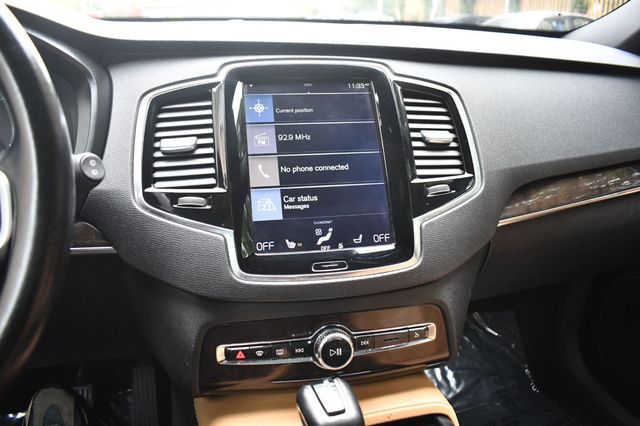 2017 Volvo XC90 T6 AWD 7-Passenger Momentum - 22944765 - 28
