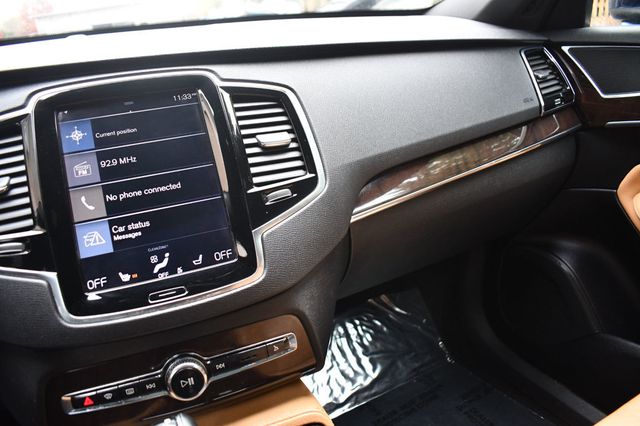 2017 Volvo XC90 T6 AWD 7-Passenger Momentum - 22944765 - 29