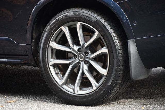 2017 Volvo XC90 T6 AWD 7-Passenger Momentum - 22944765 - 6